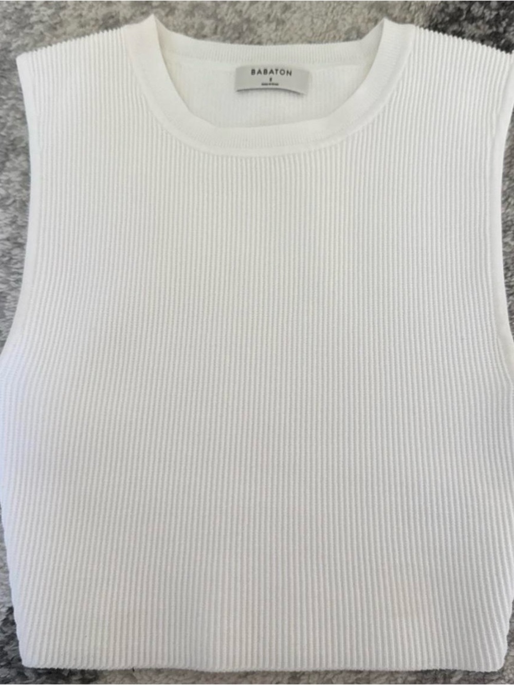 Aritzia White Ribbed Crewneck Sleeveless Tank